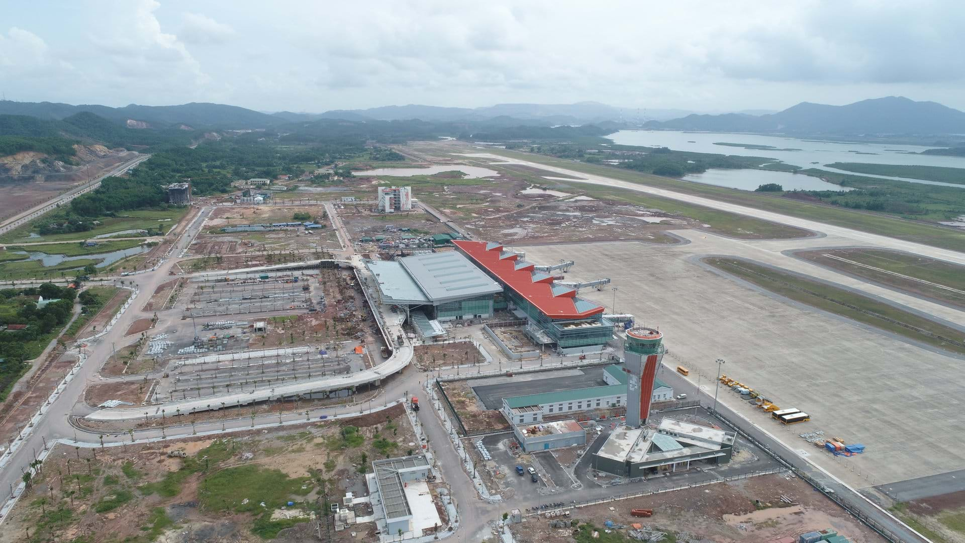 Van Don Airport Vietnam 028